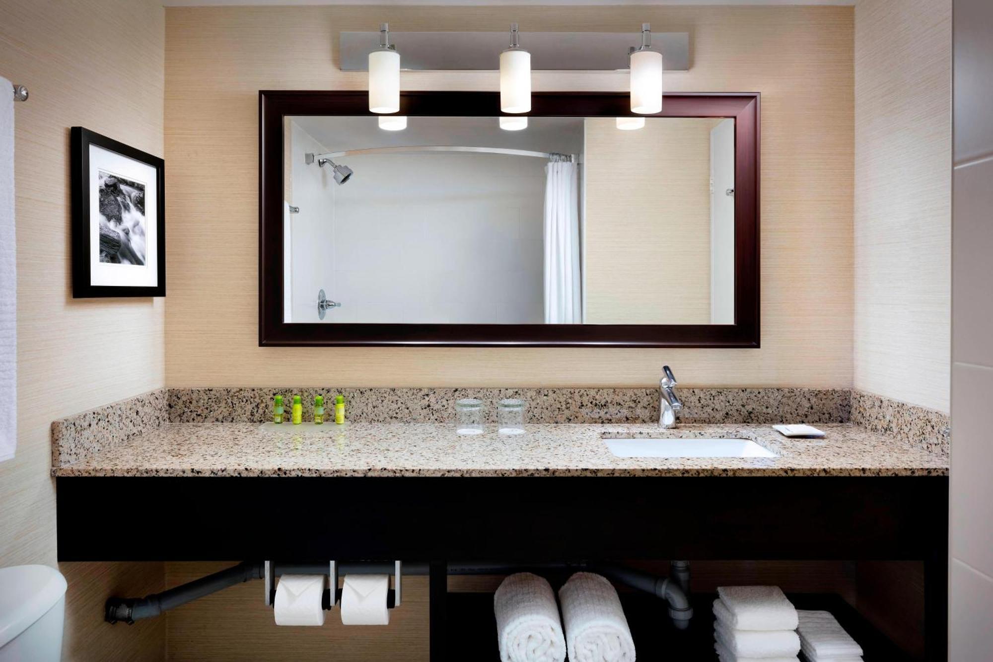 Delta Hotels By Marriott Sault Ste. Marie Waterfront Zewnętrze zdjęcie